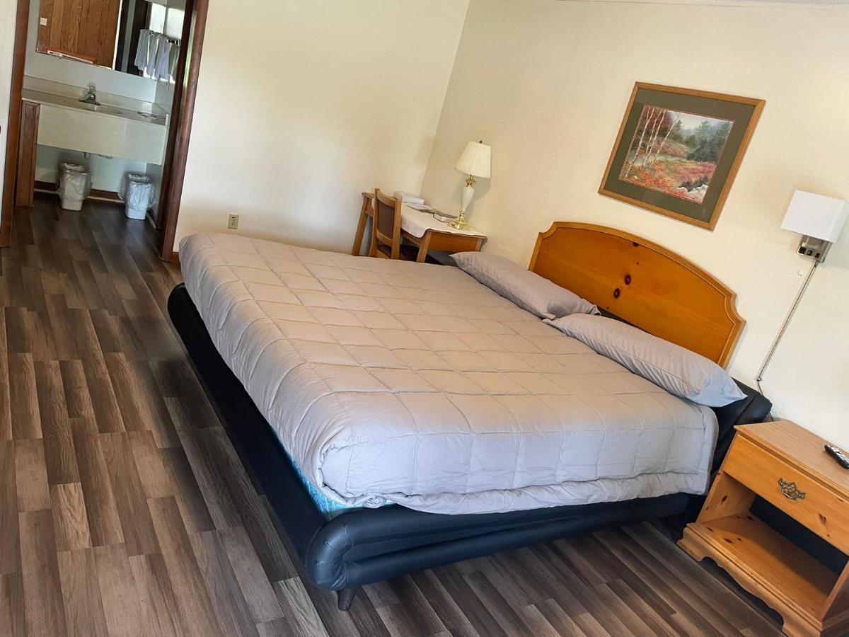 Pine Valley Motel Spruce Pine ภายนอก รูปภาพ