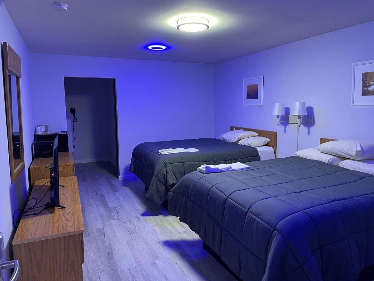 Pine Valley Motel Spruce Pine ภายนอก รูปภาพ