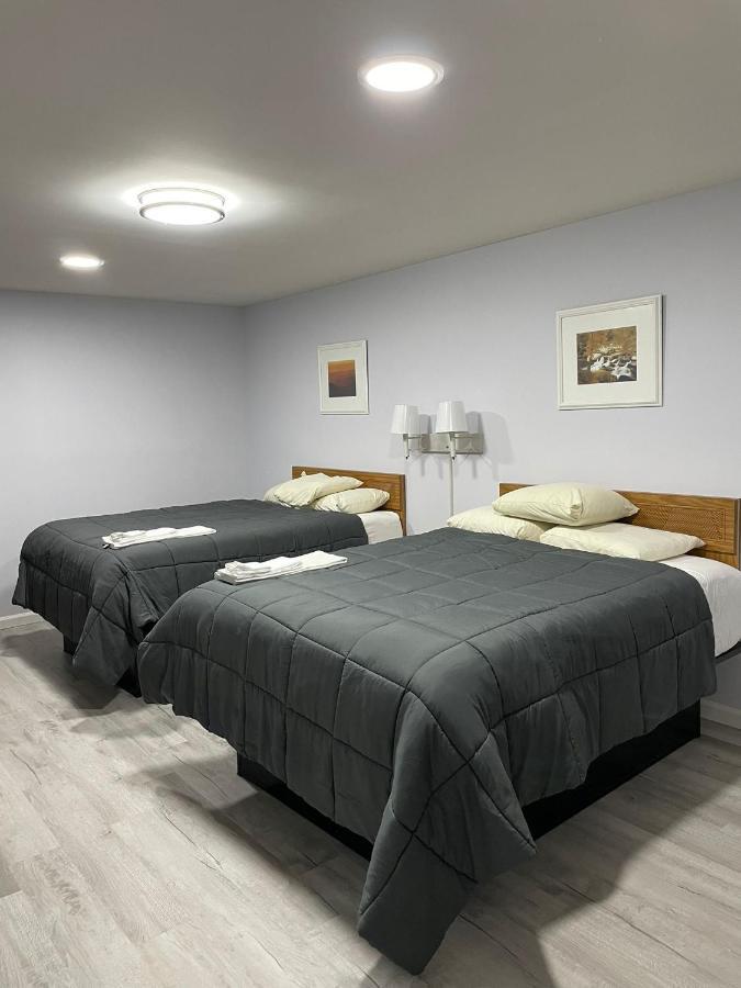 Pine Valley Motel Spruce Pine ภายนอก รูปภาพ